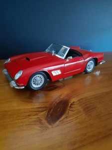 FERRARI CALIFORNIA SPIDER 1/16 POLISTIL - Picture 1 of 13