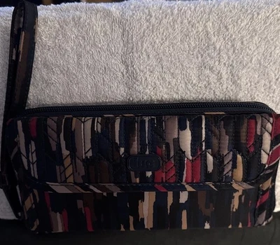 LUG RFID Kickflip Cartera Muñequera Cremallera Alrededor Organizador Riverwalk Estampado Azul Marino Foto 1 de 4