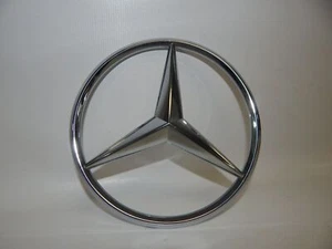 *8" Diameter* OEM 2016 2017 Mercedes-Benz Front Grill Grille Emblem Star Chrome - Picture 1 of 3
