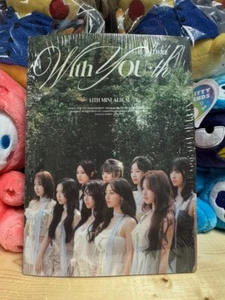"TWICE 13TH MINI ALBUM ""WITH YOU-TH"" (FOREVER VER.) + SIGNIERTE POSTKARTE NEU NEUWERTIG - Bild 1 von 2