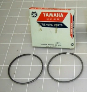 YAMAHA GP338 846-11610 SECOND OVER PISTON RING SET 1 QTY OEM FREE SHIPPING - Picture 1 of 2