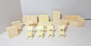 Vintage MARX Doll house Plastic Furniture Lot Of 13 Cream Yellow - Picture 1 of 4