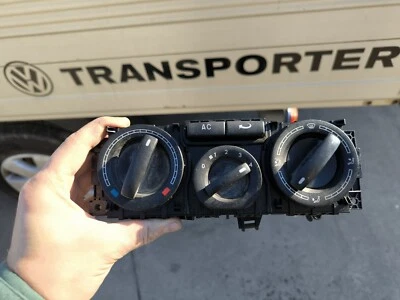 VW TRANSPORTER T5 KLIMABEDIENTEIL 7H0820045D9B9 - Image 1 of 4