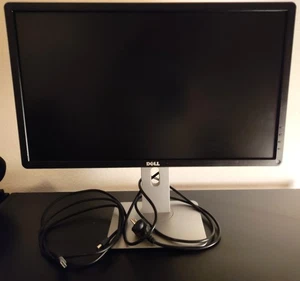 Dell P2314Ht 60,4 cm 23,8 Zoll LED-Monitor Widescreen DP DVI VGA 1920x1080 sw/s - Bild 1 von 12