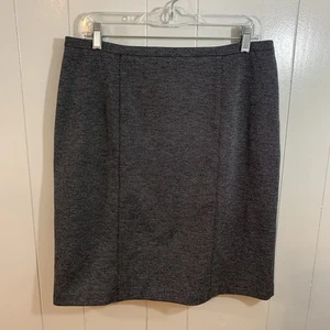 Coldwater Creek Black Knee Length Career Back Zip Neutral Straight Basic Skit 12 - Picture 1 of 7