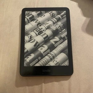 Amazon Kindle Paperwhite 12th Gen - Afbeelding 1 van 3