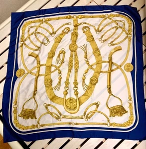 Sciarpa HERMES Gaucho Carre 90 seta 100% etichette blu senza scatola usata. - Foto 1 di 6