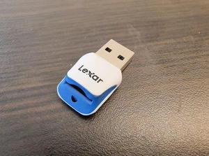 Laxer USB 3.0 Micro SD Card Reader, Compact, P/N LRWM03U-7000 - Picture 1 of 3