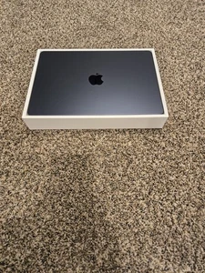 2025 Apple MacBook Air 13 Zoll M4 Chip 16GB RAM 256GB SSD Mitternacht MW123LL/A - Bild 1 von 18