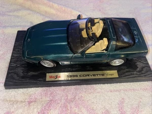MAISTO 1996 CHEVROLET CORVETTE SCALE 1/18 DIECAST MODEL C4 Forest Green - Picture 1 of 5
