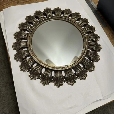 Espejo de pared Sunburst acabado dorado hoja pétalo redondo resina pesada Hollywood Regency Foto 1 de 4