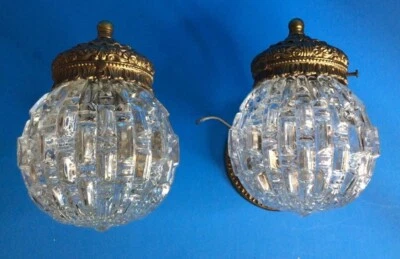 Vtg L & L WMC Wall Sconce With Floral Design and Block Optic Globe 1967 - Image 1 of 4