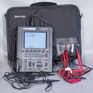 Tektronix THS720A Handheld Battery Operated DMM/100 MHz 500 MS/s Oscilloscope - Picture 1 of 8