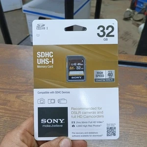 Tarjeta Sony 32 GB, Clase 10 10 MB/s - SDHC UHS-I nueva en paquete - Imagen 1 de 2