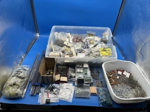 Riesiger Vintage Posten Radioteile alter Lagerbestand 1000er Widerstände Zenith & mehr! - Bild 1 von 24