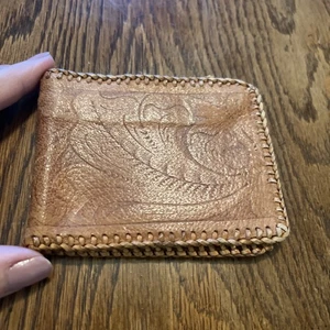 Vintage verzierte Leder Geldbörse Western Doppelfaltung Handschnürung Used-Look Cowboy - Bild 1 von 9