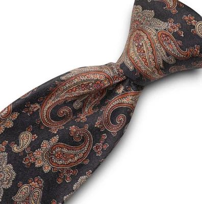 Gravata Sulka toda de seda preta com padrão paisley laranja/castanho feita à mão cetim curto - Imagem 1 de 4