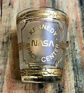Kennedy NASA Space Center Round Short Shot Glass with Space Shuttle Pic. - Picture 1 of 5