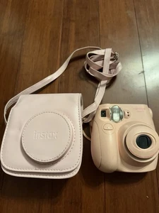 FUJIFILM Instax Mini 7s Light Pink Camera with Pink Case - Picture 1 of 5