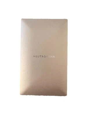 Neutrogena Oil-Free Compact Foundation , Natural Look , Classic Porcelain# 20 - Image 1 of 3