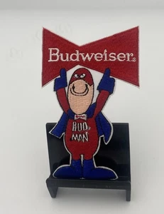 BUDWEISER " BUD MAN" HIERRO BORDADO EN PARCHE MULTICOLOR 4 PULGADAS NOS - Imagen 1 de 2