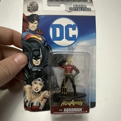 Boneco Aquaman 100% metal fundido da DC Nano Metalfigs - Imagem 1 de 4