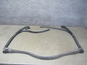 10-15 LEXUS IS350 IS250 CONVERT FRONT WINDSHIELD WEATHERSTRIP RUBBER SEAL OEM - Foto 1 di 13