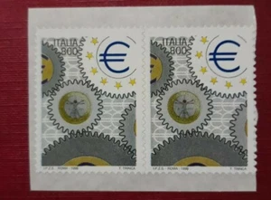 1998 ESPOSIZIONE MONDIALE FILATELIA MILANO GIORNATA EUROPA COPPIA AUTOADESIVA - Foto 1 di 1
