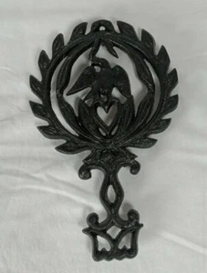 Vintage Collectible Black Cast Iron Trivet Eagle Heart - Picture 1 of 12