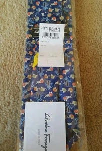 100 % authentische Salvatore Ferragamo Seidenkrawatte Elefant & Palme NEU - Bild 1 von 2