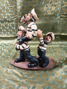Wine Bottle Holding Caddy SAILORS RESIN FIGURINES 9in Complete - Picture 1 of 5