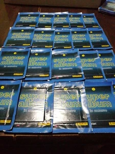 20 Bustine Super Album In Azzurro Panini Nuove Sigillate - Imagen 1 de 2
