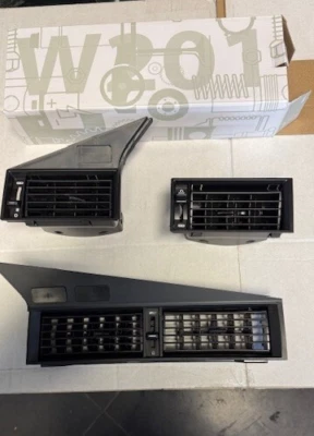 3x Luftdusche set mitte Recht & links Lüftungsgitter  Mercedes 190er  W201 82-93 - Bild 1 von 4