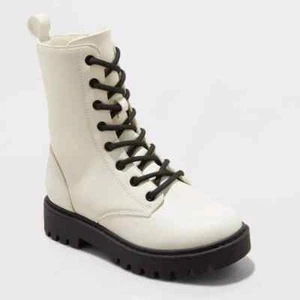 Art Class Khari Lace-Up Combat Boots - White - Girls size 4 big kid- NEW w box - Picture 1 of 6