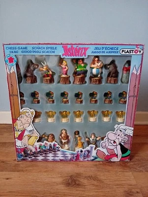 Plastoy Asterix Chess Set Game Complete Boxed Rare 2009  - Image 1 of 4