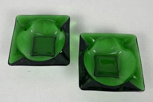 2 Vintage Anchor Hocking Square 3.5” Emerald Green Glass Ashtray with 4 Slots - Picture 1 of 5