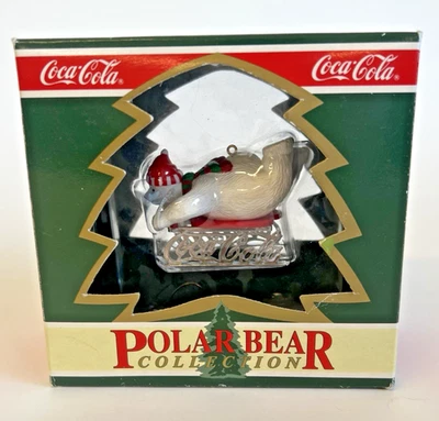 Coca Cola * Adorno de Coca-Cola Colección Oso Polar ~ 1995 ~ Trineo de Descenso LSX Foto 1 de 4