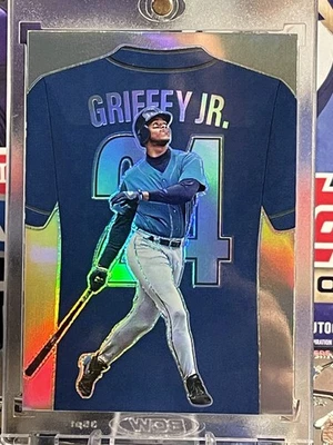 Panini Crusade SP 2025 - Números - Ken Griffey Jr. #17 - Marineros Foto 1 de 3