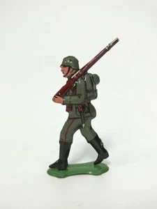 Pennytoy Fischer Blech Soldat #3 - Bild 1 von 6