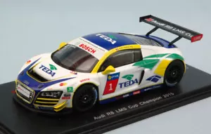Vehicles 1:43 Scale Spark AUDI R8 LMS Racing Diecast - Picture 1 of 1