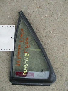 92-95 Elantra LH Rear Door Vent Glass - Picture 1 of 3