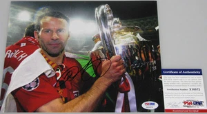 RYAN GIGGS Hand Signed Man Utd 8'x10' Photo + PSA DNA COA X10572 - Picture 1 of 1