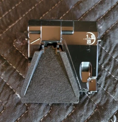 Toyota Mirai 2016-19 cámara montada en el parabrisas delantero genuino Foto 1 de 4