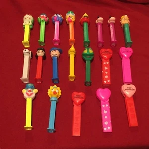 Menge 20 Pez alle Arten Clowns Charlie Brown Herzen Simpsons MEHR - Bild 1 von 5