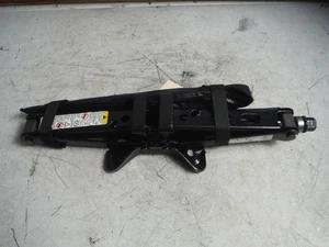 2007 Saturn VUE Spare Tire Scissor Jack Lift w/ Leg Wrench Set OEM 2006-2007 - Picture 1 of 8