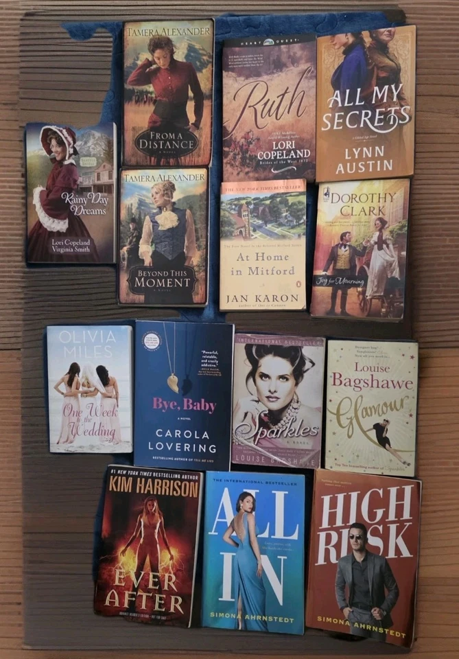 Mixed Authors Lot Of 14  Paperback/ Romance , Christian Romance Novels  Foto 1 de 2