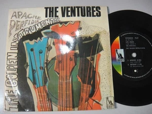 #1982) Singapore 7" EP - THE VENTURES Guitar "Golden Instrumental" - Picture 1 of 2