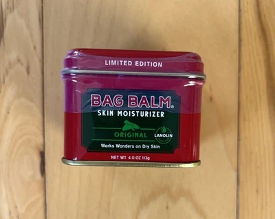 Bolsa Bálsamo Hidratante Piel Caja de Lata Original - 4 OZ Edición Limitada Lata Roja Foto 1 de 4