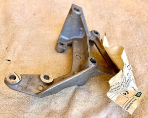 NOS original GM 1986-1991 Corvette smog emissions air pump bracket 87 88 89 C4 - Picture 1 of 7