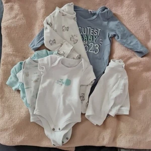 Bodys, Schlafanzug, Shirt - Bild 1 von 7